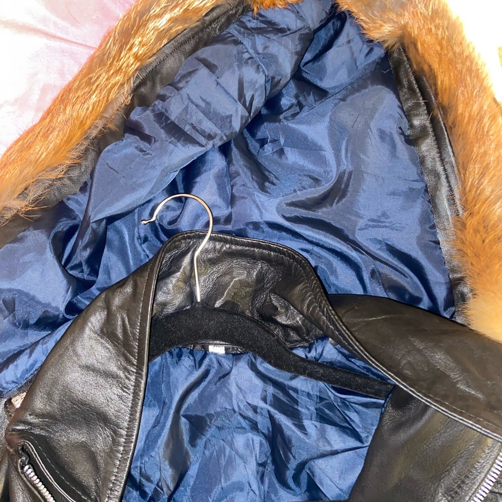 Leather Jacket - Picture 5 of 6